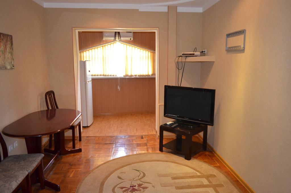 Apartment Near Rtsu Duszanbe Pokój zdjęcie